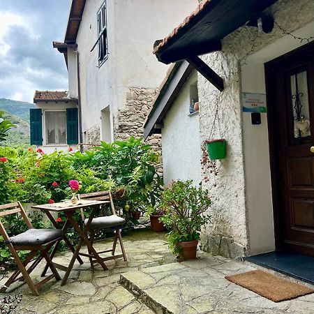 Stecado - Il Soppalco Appartement Dolceacqua Buitenkant foto